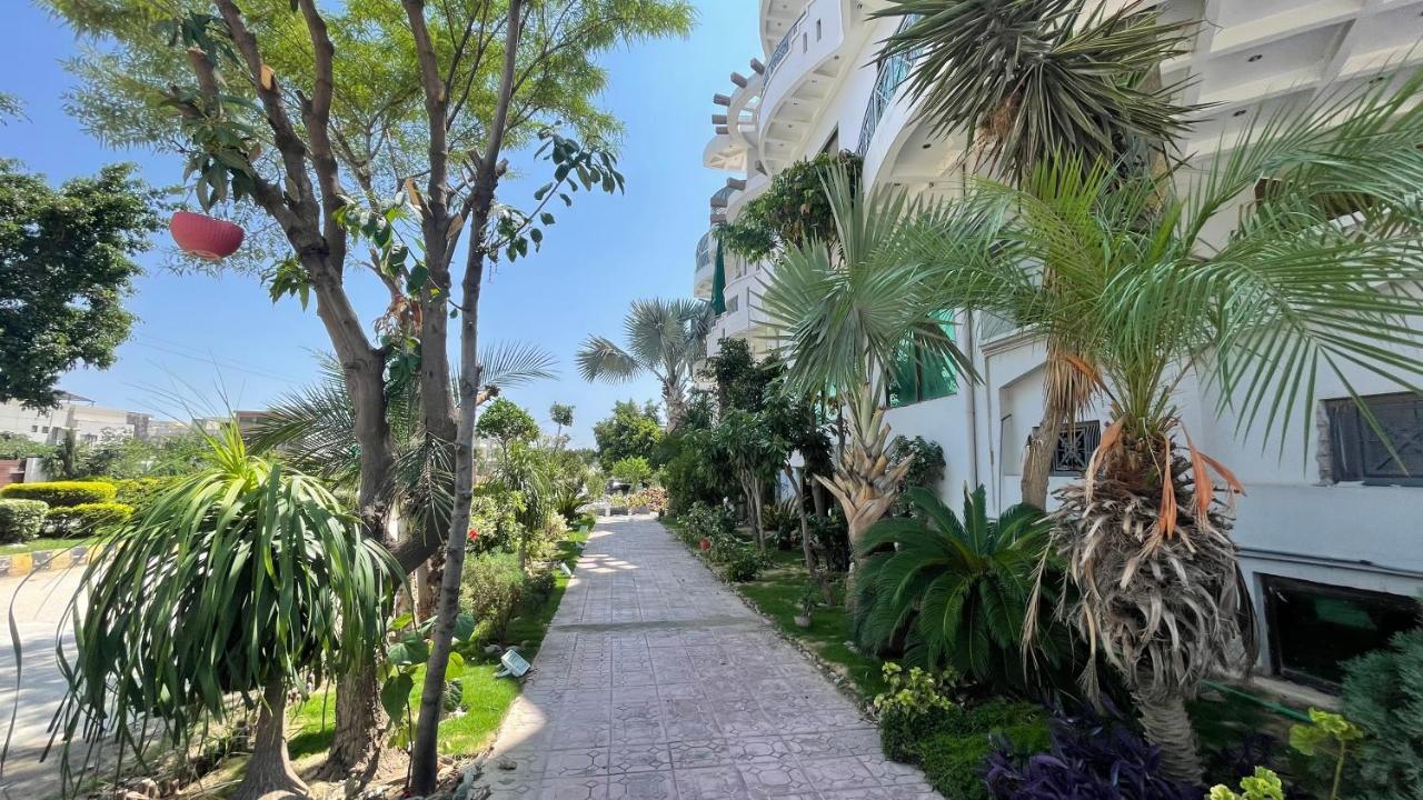 Midways Guest House And Hotels อิสลามาบัด ภายนอก รูปภาพ