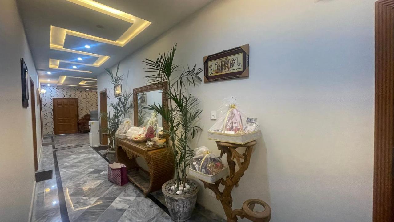 Midways Guest House And Hotels อิสลามาบัด ภายนอก รูปภาพ