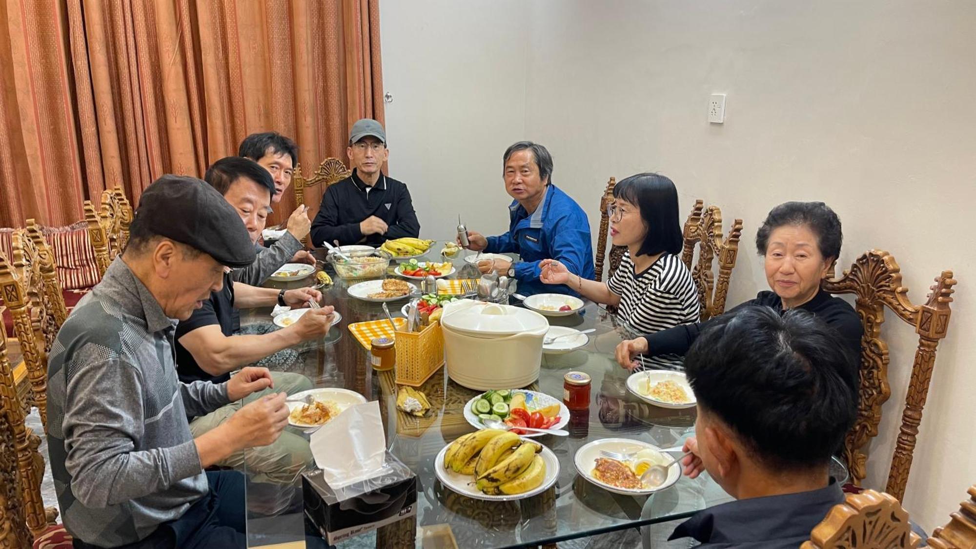 Midways Guest House And Hotels อิสลามาบัด ภายนอก รูปภาพ