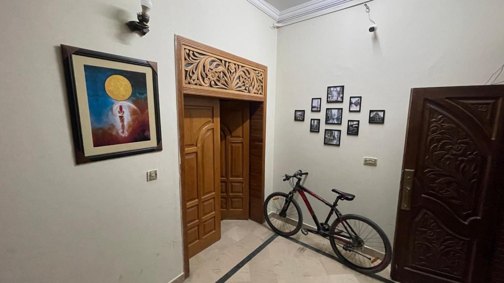 Midways Guest House And Hotels อิสลามาบัด ภายนอก รูปภาพ