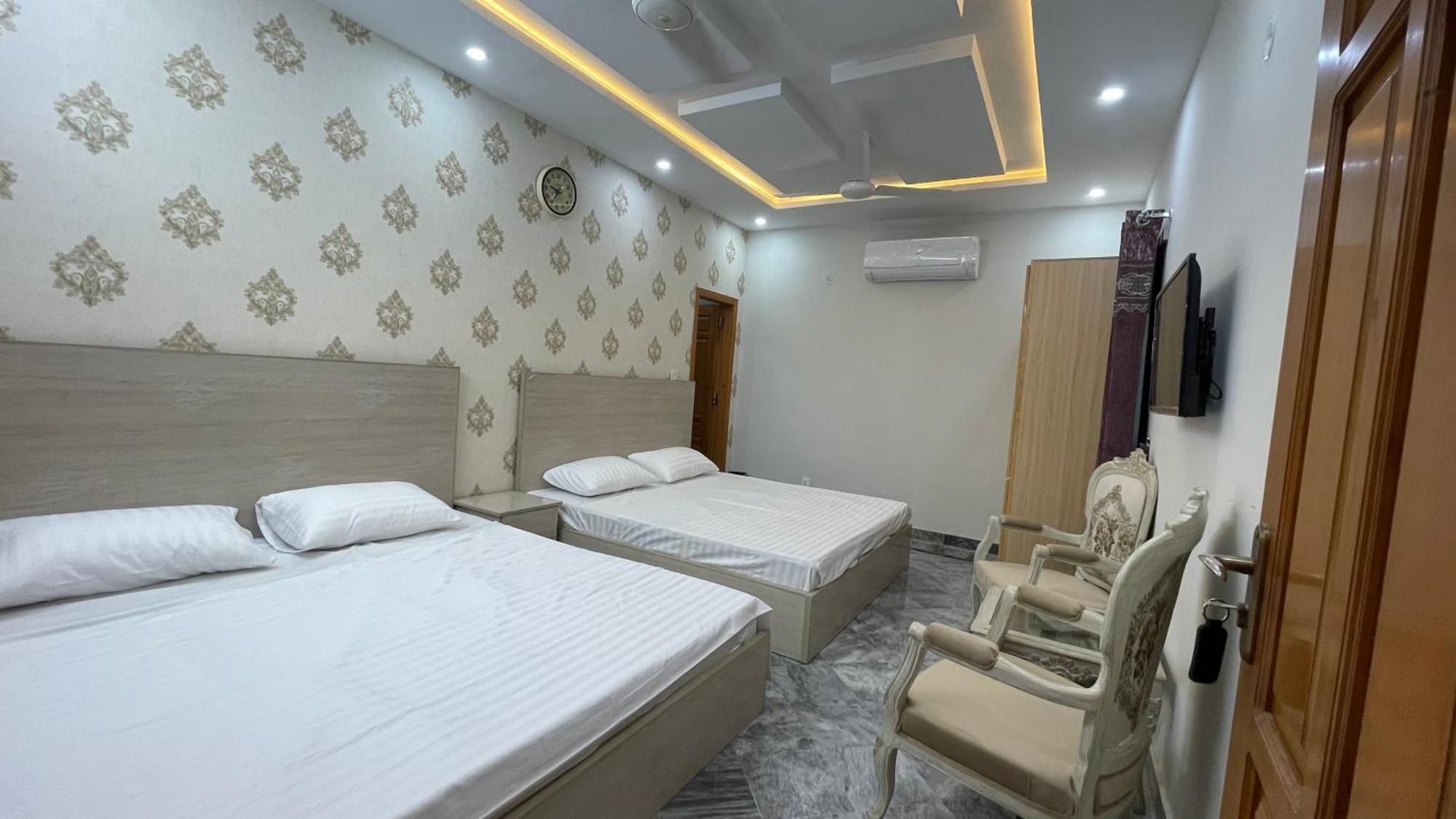 Midways Guest House And Hotels อิสลามาบัด ภายนอก รูปภาพ