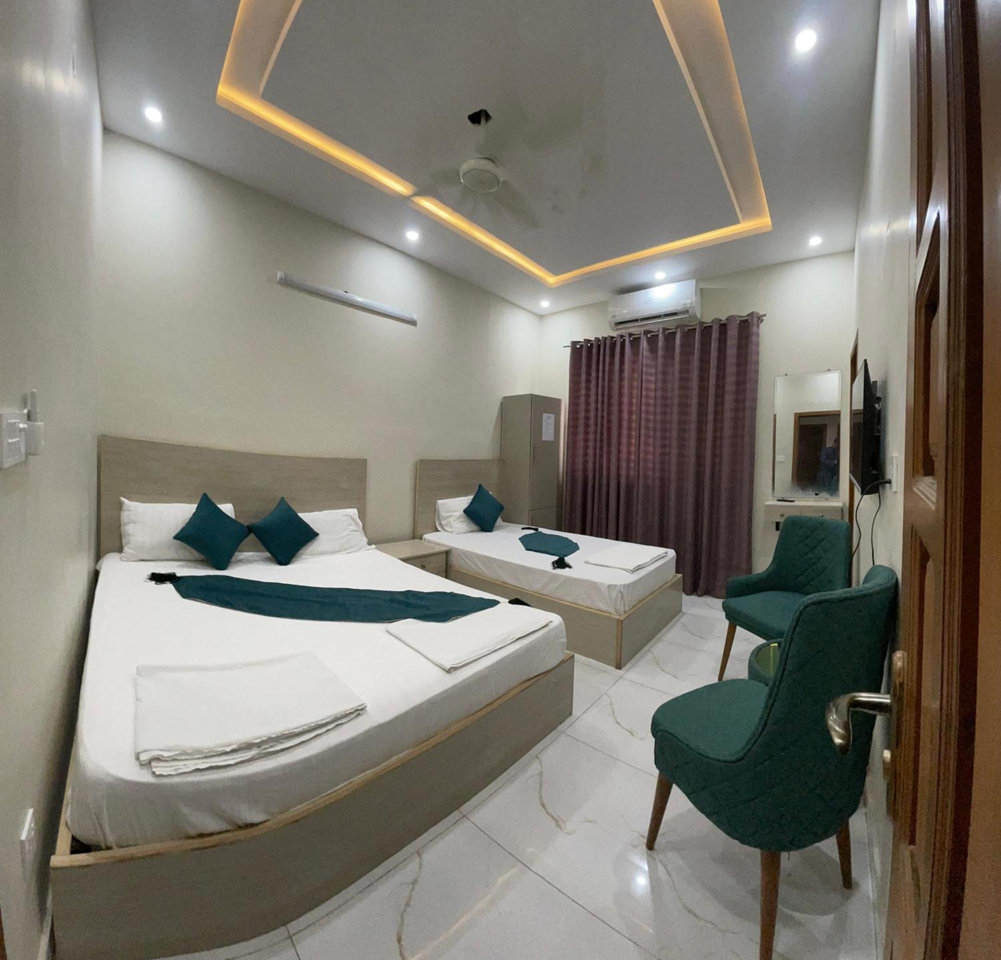 Midways Guest House And Hotels อิสลามาบัด ภายนอก รูปภาพ